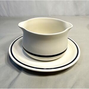 Town & Country Stoneware Gravy Boat w/ Underplate Blue Band, 20 oz 2pc